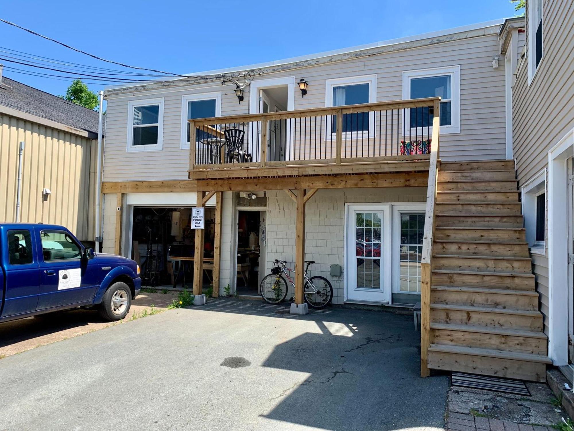 Vibrant And Funky Retreat On Fern Lane, Unit 1 Apartment Halifax Exterior photo